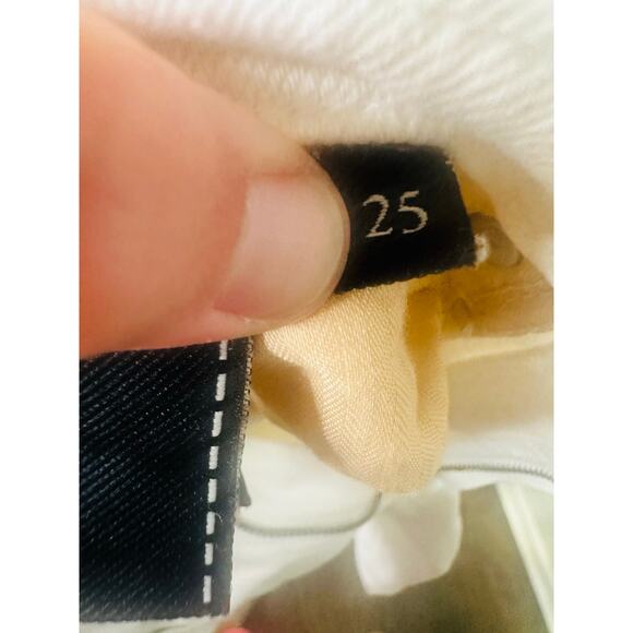 7 FOR ALL MANKIND White Cotton Blend Cuffed Hems Logan Straight Leg Jeans 25 - Picture 15 of 16